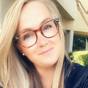 Meet your Posher, Karmen